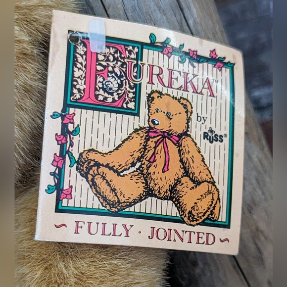 Vintage Russ Berrie & Co "Eureka" Fully Jointed Plush Bear - Picture 2 of 13